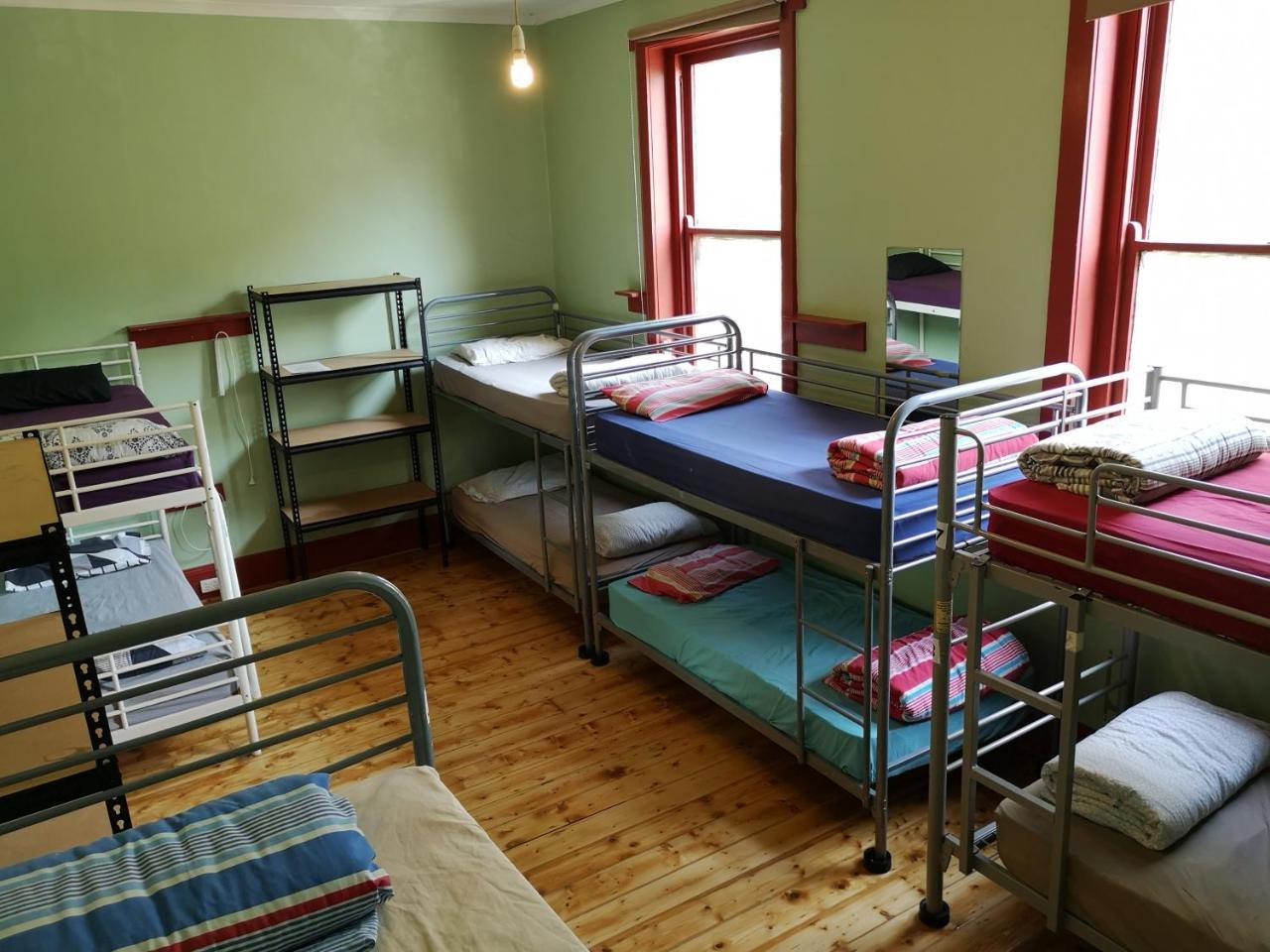 Market Tavern Hostel & Bar メルボルン エクステリア 写真